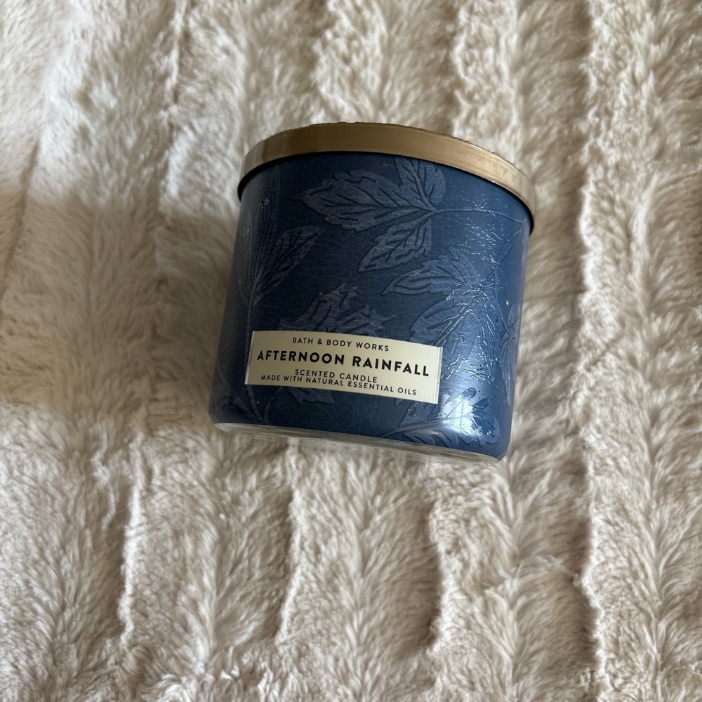 Bath and body works candle